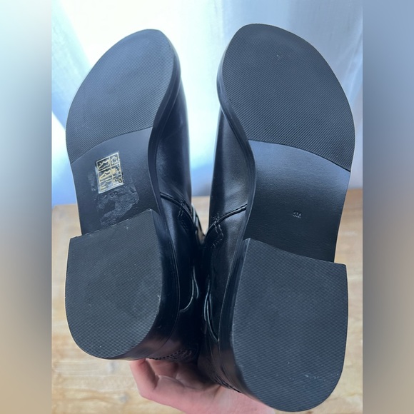 New Tory Burch Colton Riding Boots Galleon
Leather Black Women’s Size 6 - Picture 7 of 8